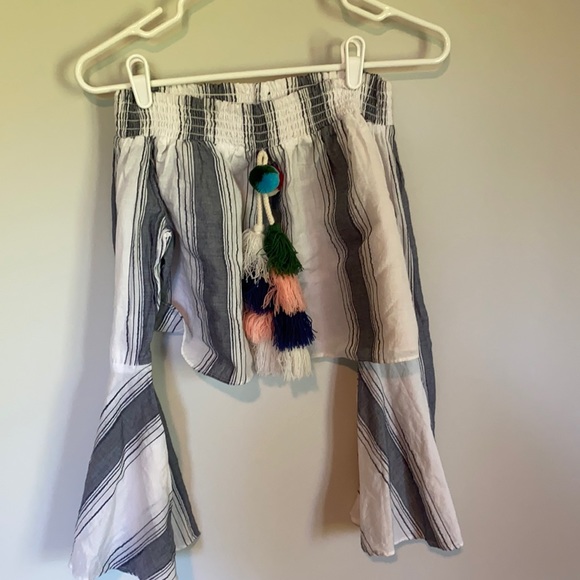 Anthropologie off should top - Picture 1 of 4